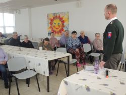 Beseda o účasti chodcov v cestnej premávke s kpt. Brezinom 