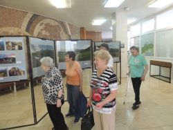 Výstava fotografií POTULKY Martina Goleja, kino Mier Pov.Bys 