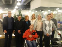 Vernisáž obrazov v klientskom centre ministerstva vnútra sr - DSCN7195