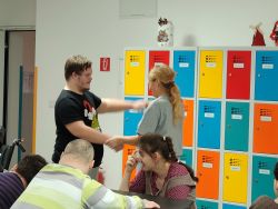 Rozsvietenie stromčeka a návšteva mikuláša - IMG_20251202_091703986