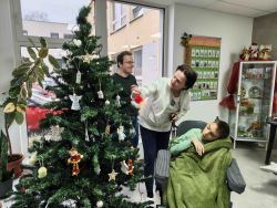 Rozsvietenie stromčeka a návšteva mikuláša - IMG_20251202_092556901m