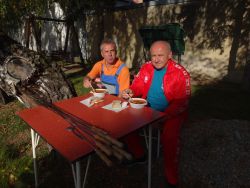 Guláš a opekačka v css - lipa - DSC01068